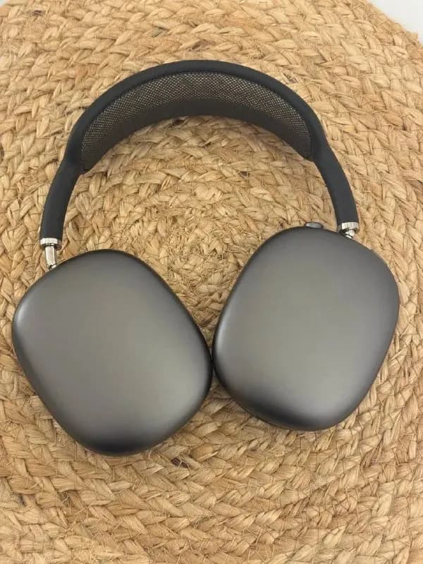 AirPods Max — Батуми — 100 ₾