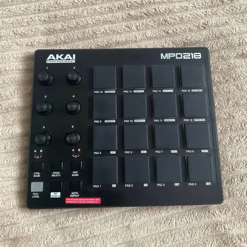 Akai MPD218 MIDI-контроллер — Батуми — 200 ₾