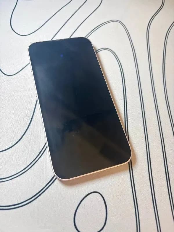 iPhone 13 Pink (розовый) — Батуми — 750 ₾
