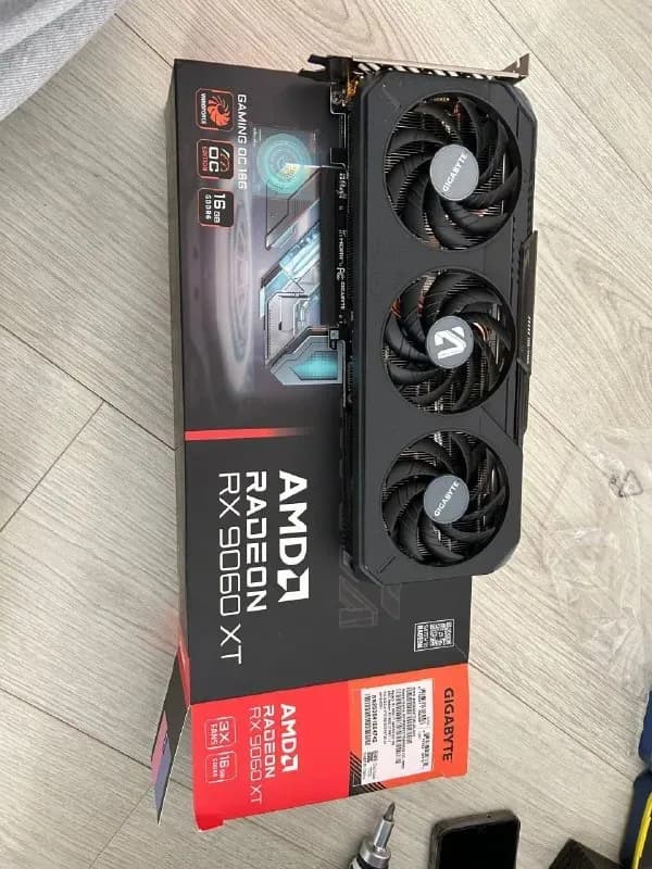 RX 9060 XT 16GB — отличное состояние — Батуми — 1 550 ₾