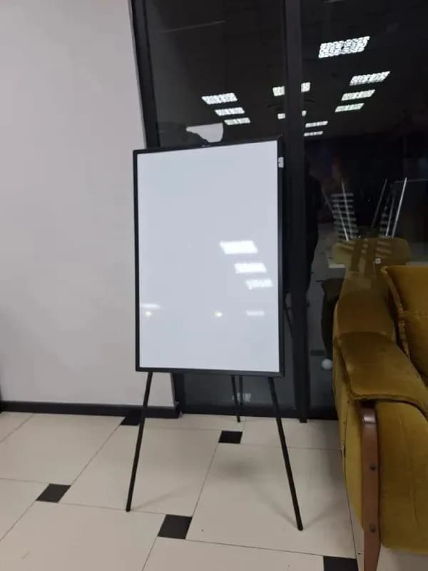 Флипчарт DELI E7885 на треноге — Батуми — 90 ₾