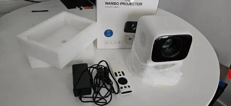 Wanbo Projector T4 — Батуми — 580 ₾