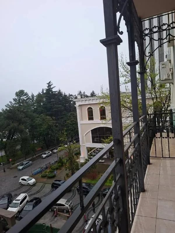 2 спальни — Батуми — 1 500 $