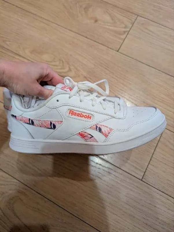 Reebok. — Тбилиси — 90 ₾