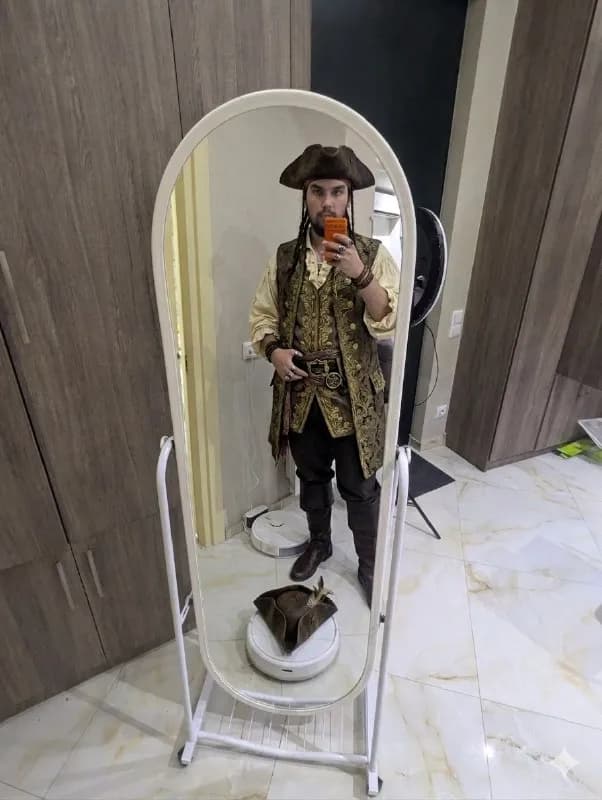 150 лари. — Тбилиси — 150 ₾