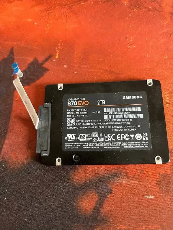 SSD SAMSUNG EVO 870 SATA 3 на 2 ТБ 500 Лари — Тбилиси — 500 ₾