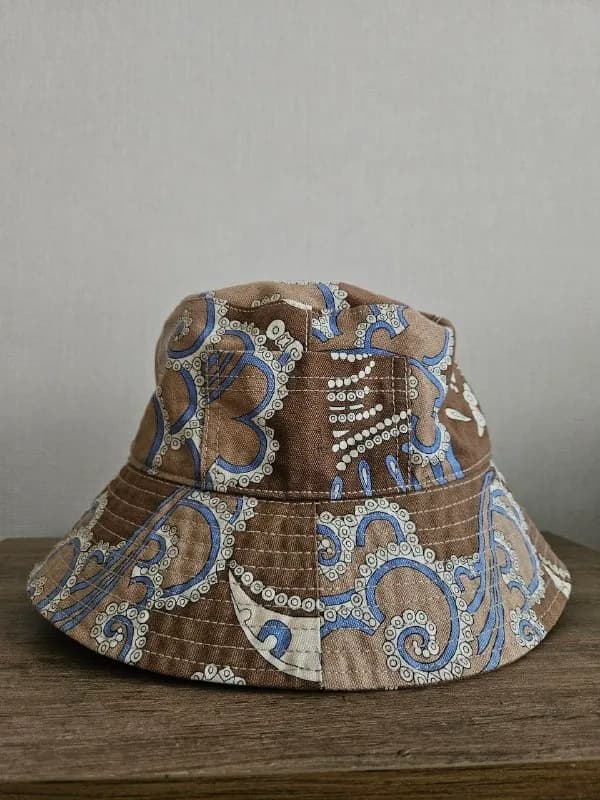 Панама Emilio Pucci — Тбилиси — 400 ₾