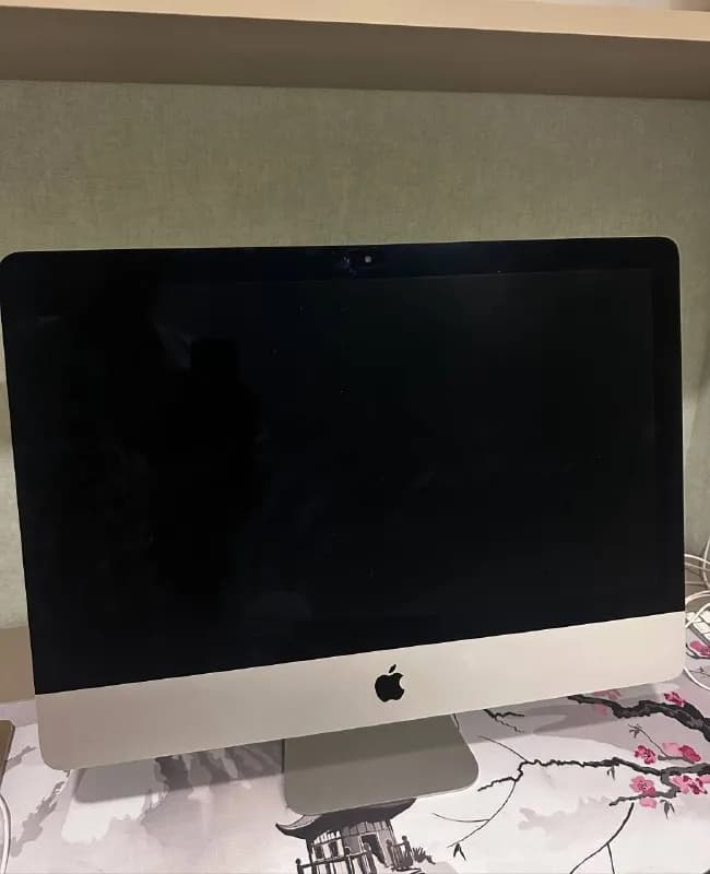iMac 2019, 21 дюйм — Батуми — 950 ₾