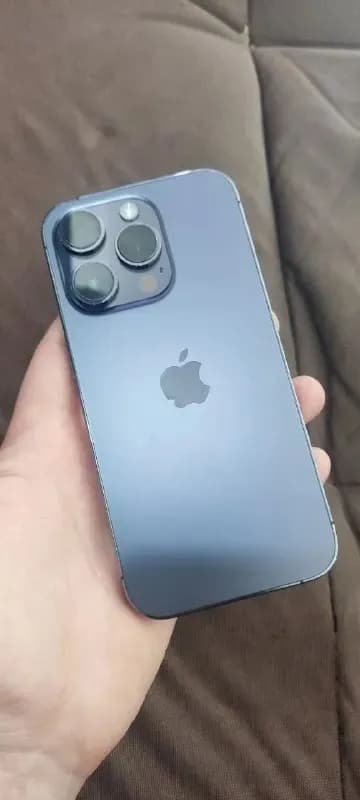 Iphone 14 pro 256 77% battery esim 1400 — Тбилиси