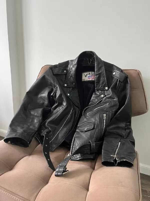 Косуха винтажная из бычьей кожи — Батуми — 500 ₾