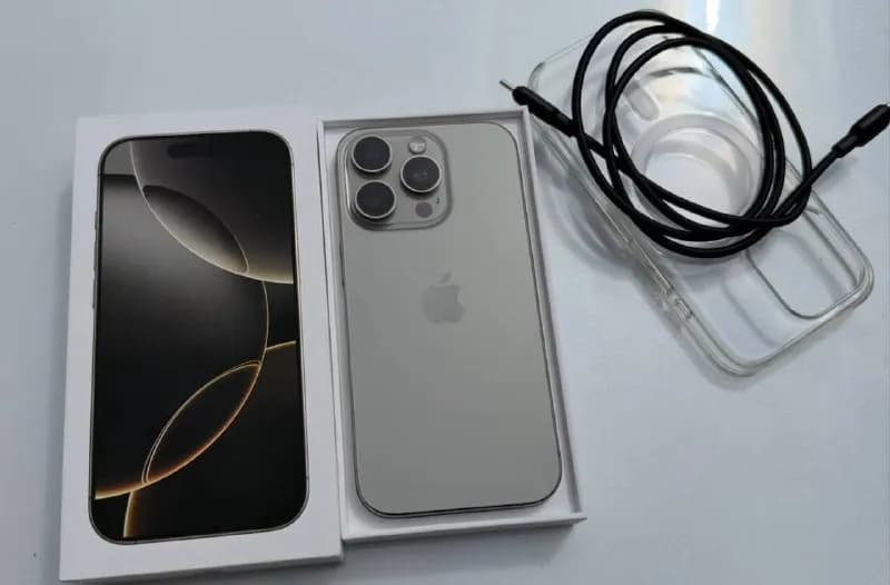 iPhone 16 Pro 128 ГБ, стандартная SIM-карта + eSIM. В хорошем состоянии. Нераспакованный. Заряд бата — Тбилиси — 1 950 ₾