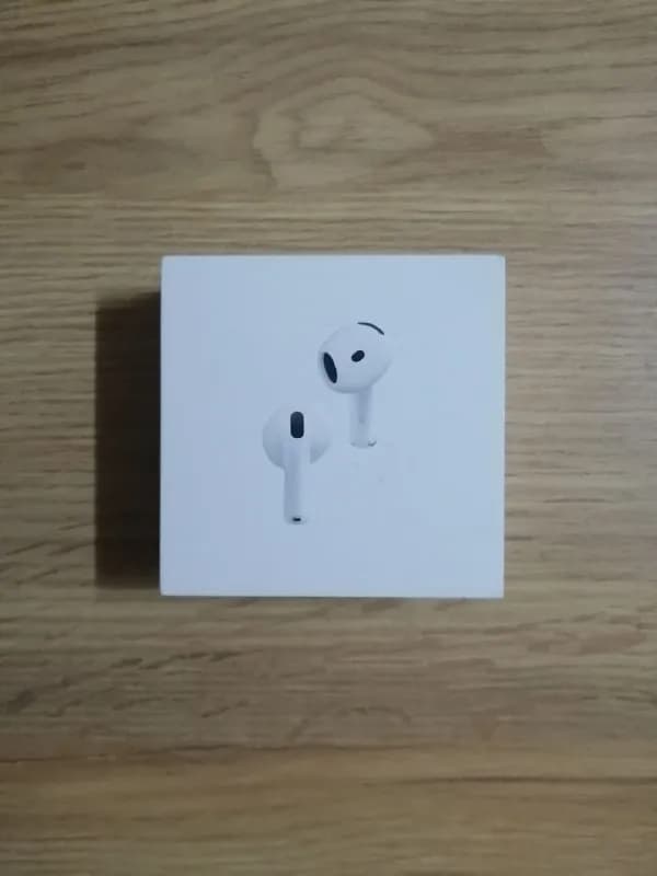 Airpods 4 ANC (с шумодавом) — Батуми — 420 ₾