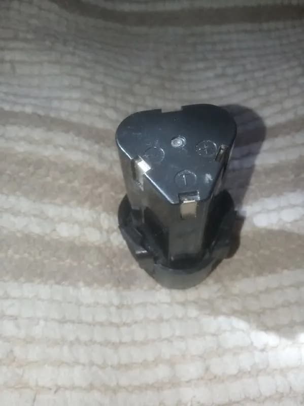 Аккумуляторы 12V для шуруповертов — Тбилиси — 40 ₾