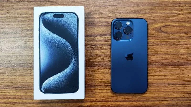 iPhone 15 Pro 128 ГБ, SIM-карта + eSIM. В идеальном состоянии. Нераспакованный. Заряд батареи 87%. В — Тбилиси — 1 600 ₾