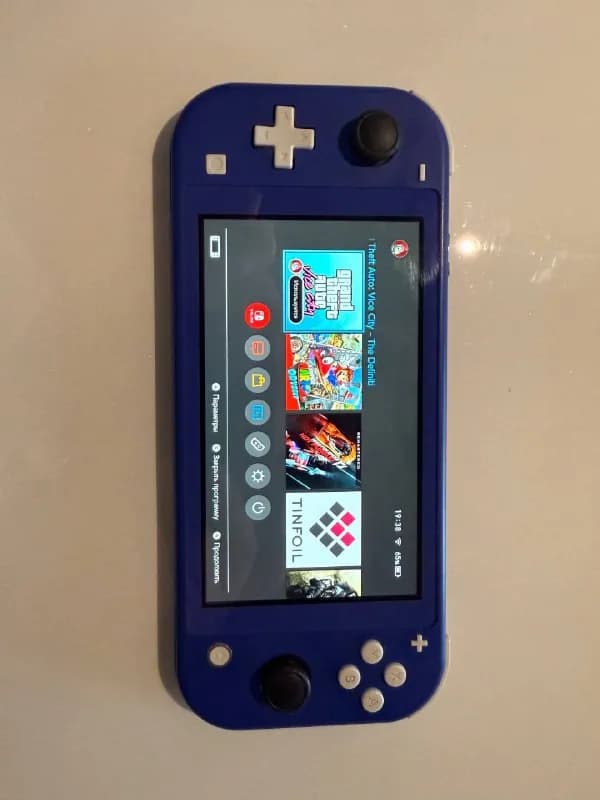 Nintendo Switch Lite (прошитый, без бана) — Тбилиси — 549 ₾