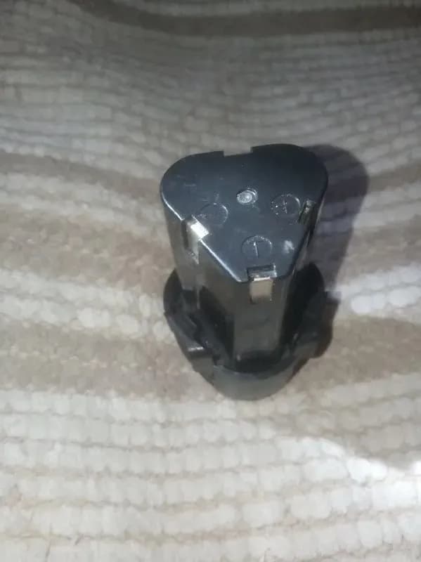 Аккумуляторы 12V для шуруповертов — Тбилиси — 40 ₾