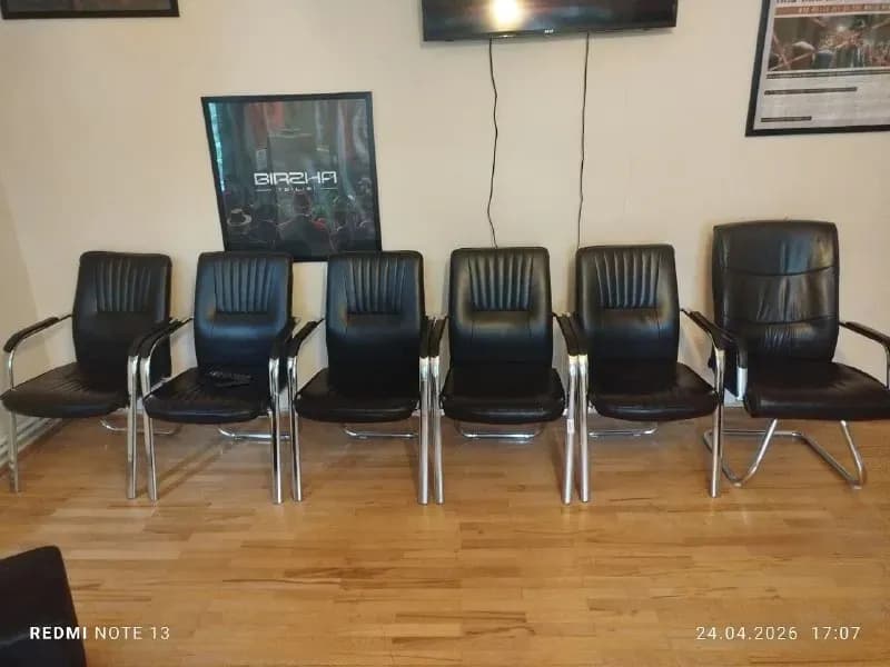 6 офисных стульев — Тбилиси — 600 ₾