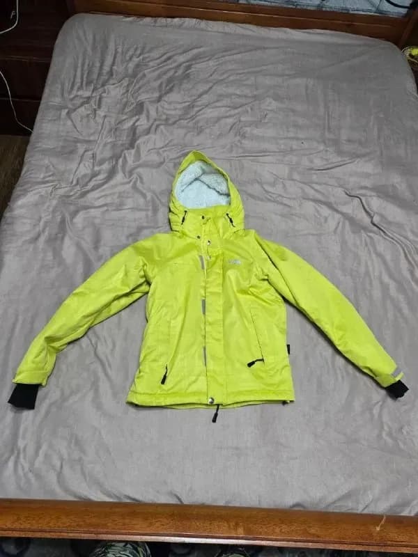 The North Face (северная морда), оригинал (скорее всего). — Батуми — 60 ₾