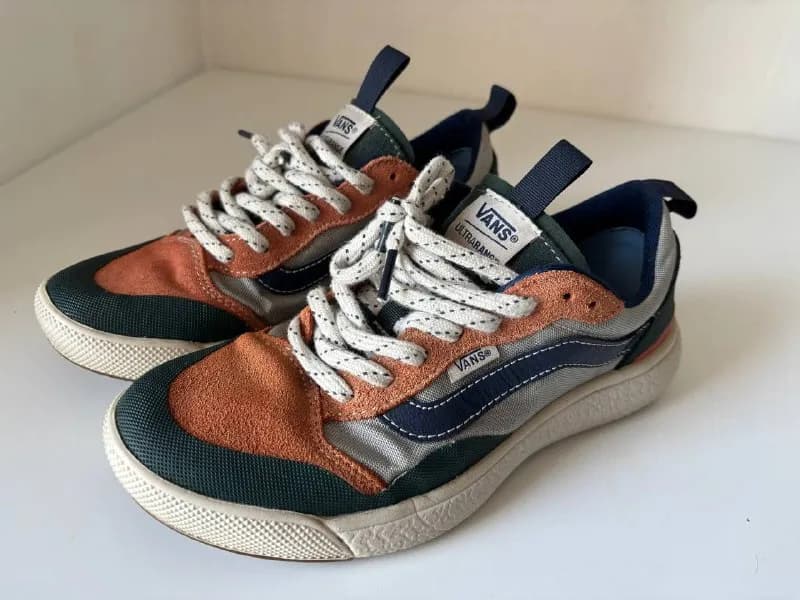 Vans — Батуми — 60 ₾