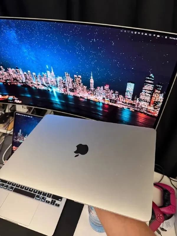 MacBook Air M1 (8/256, silver) — Тбилиси — 1 300 ₾