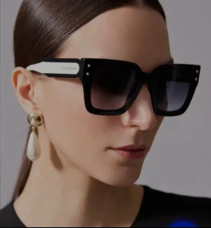 Carolina Herrera». Original. Любая проверка. Цена 600 лари. — Батуми — 600 ₾