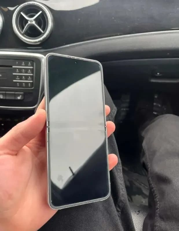 samsung z flip 6 — Батуми — 1 000 ₾
