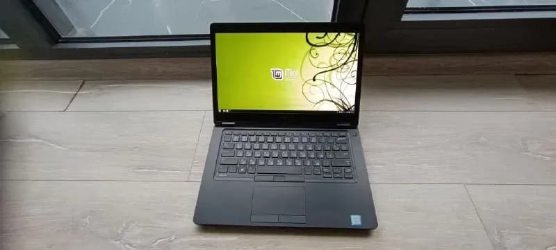Dell latitude 5480 в отличном состоянии. Сенсерный дисплей. Батарея исправна, время работы не менее — Батуми — 600 ₾
