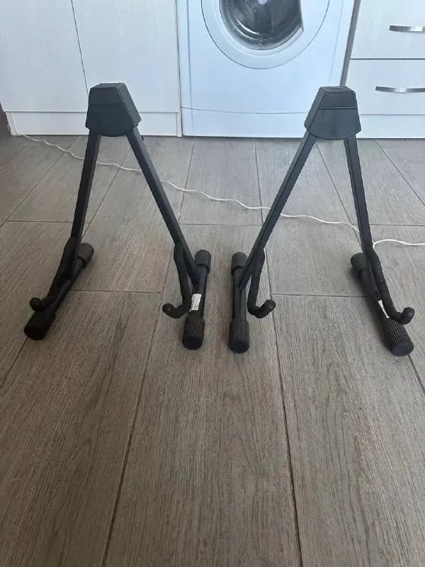 Стойки для гитары — Батуми — 15 ₾