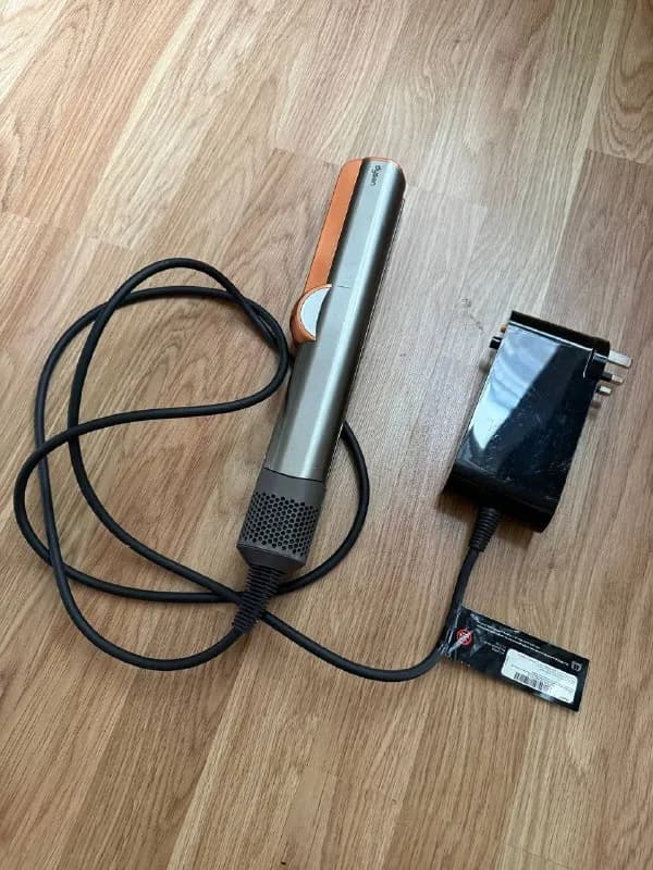 Выпрямитель Dyson — Батуми — 600 ₾