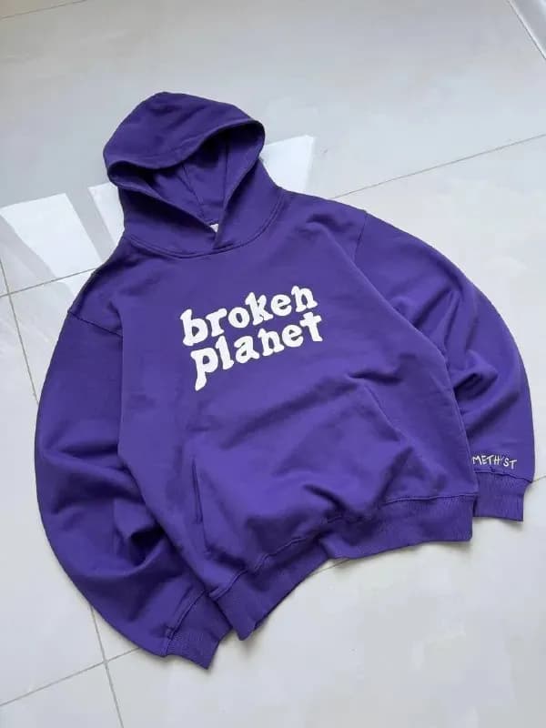 Broken Planet размер M-L — Батуми — 140 ₾