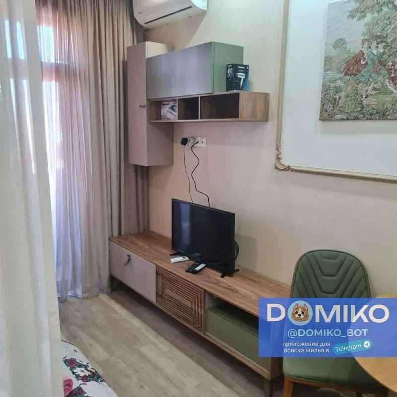3/23 этаж, 32 кв/м — Батуми — 350 $