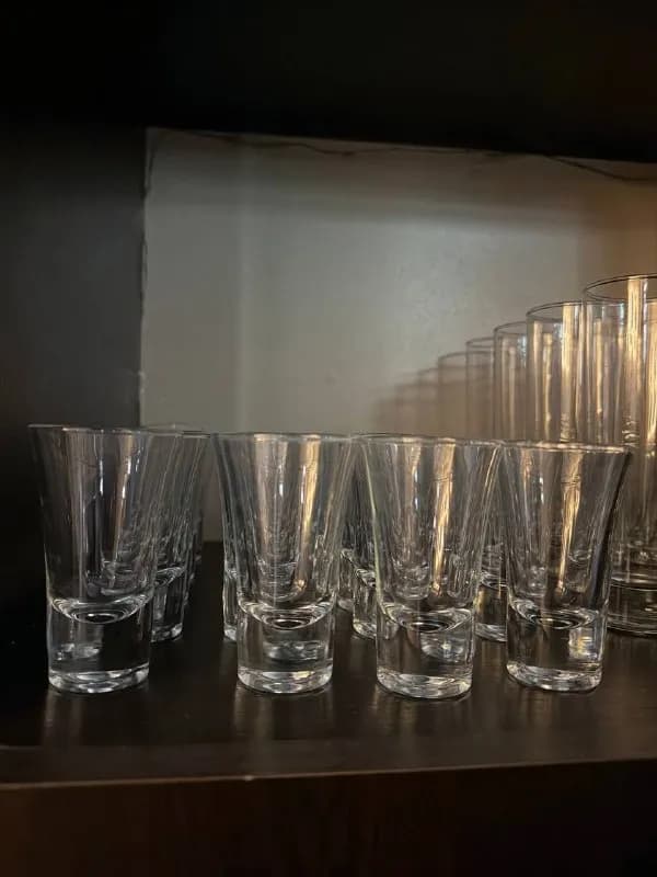 Набор стаканов и рюмок — Батуми — 20 ₾