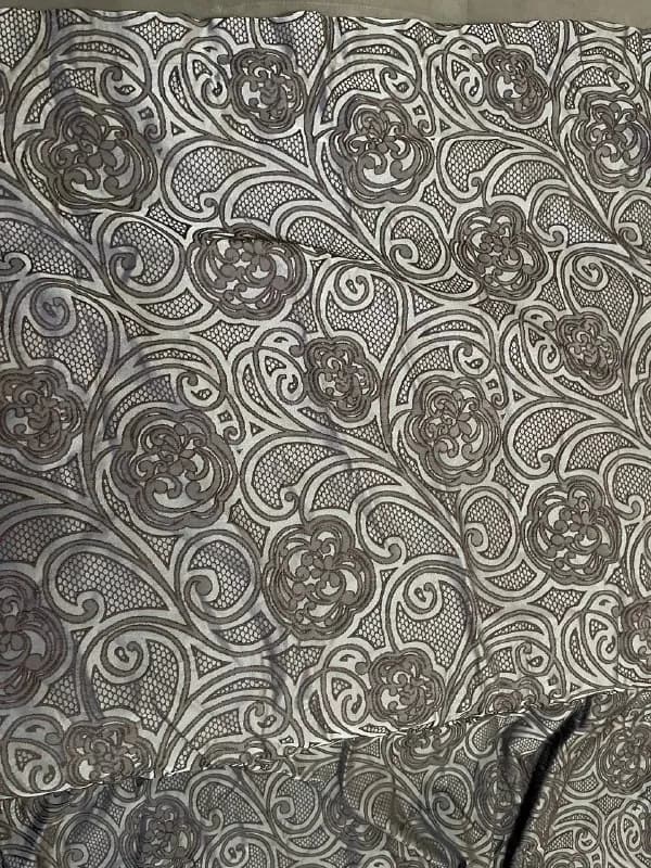 160×230 см, 2 шт — Батуми — 50 ₾
