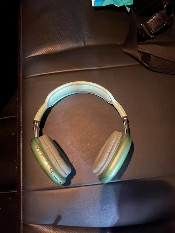 AirPods наушники не оригинал- 30 лари — Тбилиси — 30 ₾