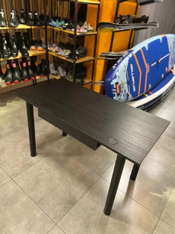 Стол рабочий 120×60 см, черный — Батуми — 100 ₾