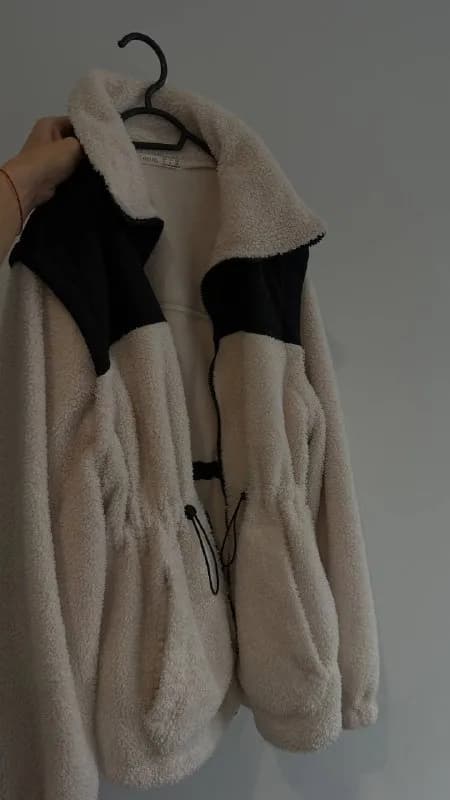 OYSHO, S — Батуми — 120 ₾