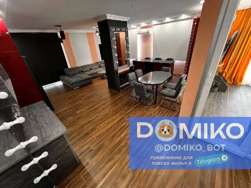 2+1, 26-ე სართული, 140 კვ/მ — Батуми — 1300 $