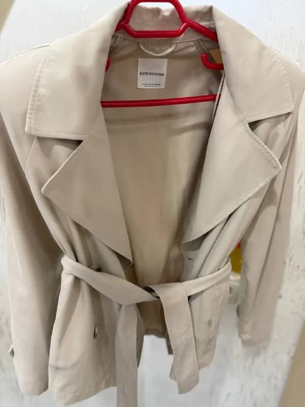 Сумка Zara, плащ Stradivarius, сандалии Crocs — Батуми — 50 ₾