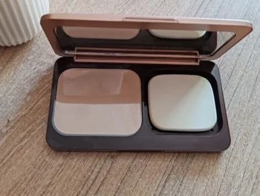 Пудра для лица Faberлик Wet & Dry Perfect Me — Батуми — 15 ₾