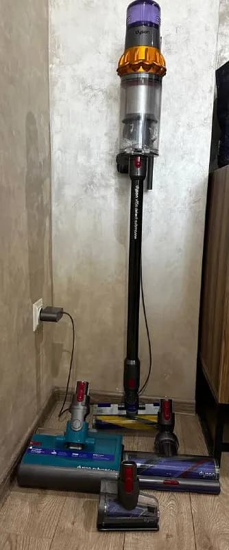 Моющий пылесос Dyson V15S Detect Submarine — Батуми — 2 000 ₾