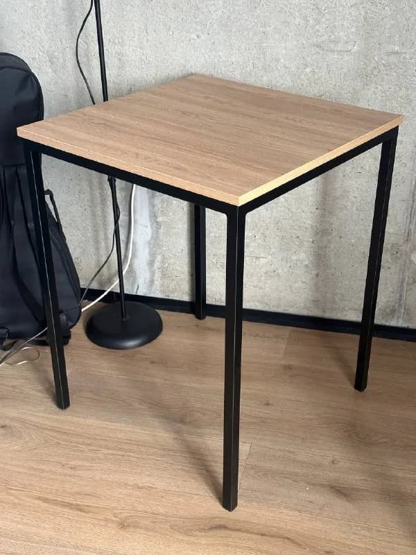 Стол Jysk 60×60 — Батуми — 80 ₾