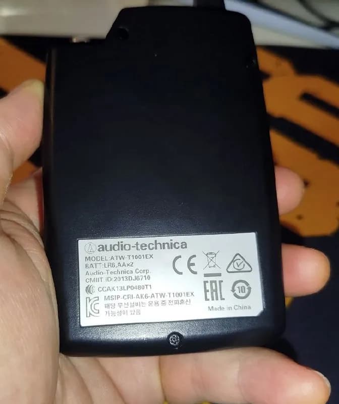 Audio-Technica System 10 (ATW-R1100EX + ATW-T1001EX) — Батуми — 150 $