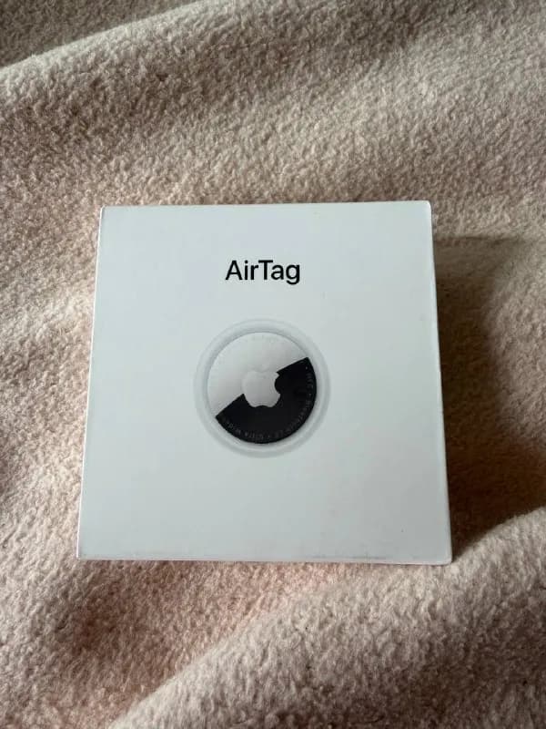 Apple AirTag, запечатанный, 65 лари, в лс — Батуми — 65 ₾