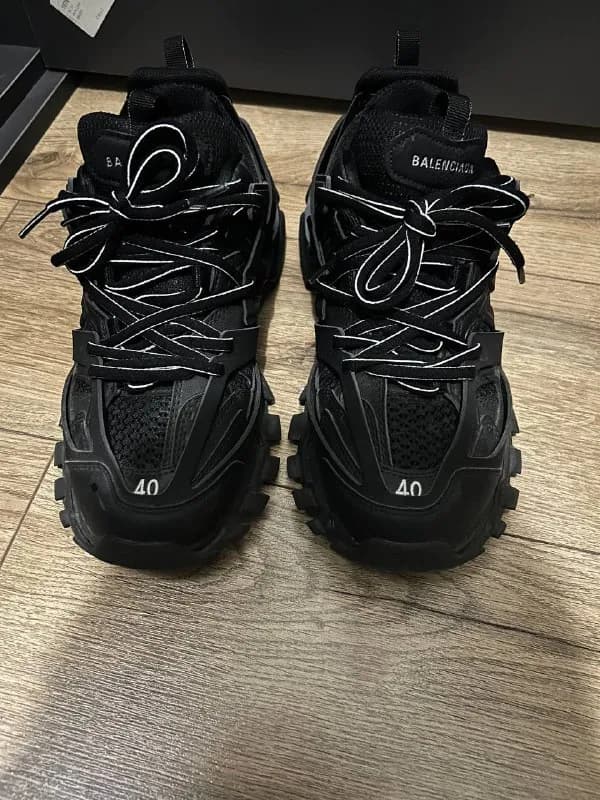 Balenciaga Track 1 р. 40 — Батуми — 280 ₾