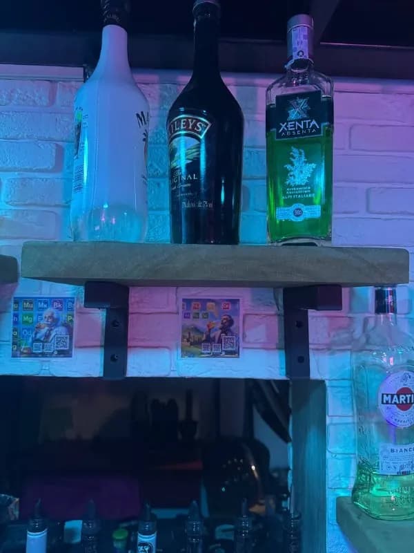Полки в стиле лофт (9 шт) — Батуми — 40 ₾