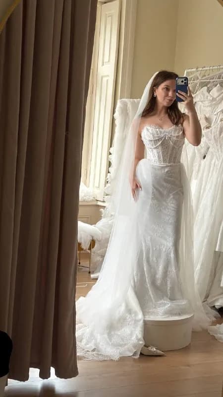 S (42), так и на M (44) — Батуми — 700 $