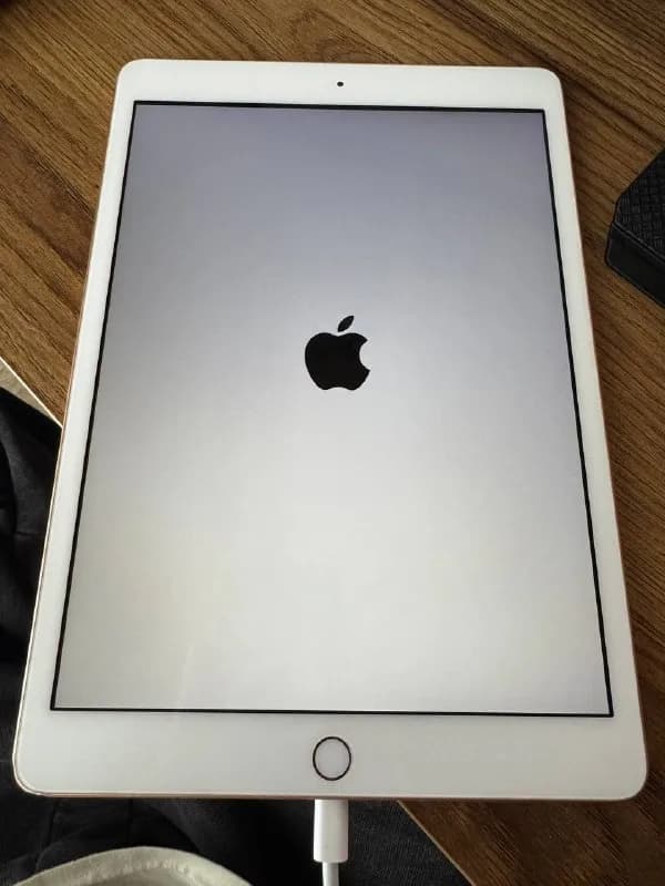 iPad 7th generation 2019 — Батуми — 220 ₾