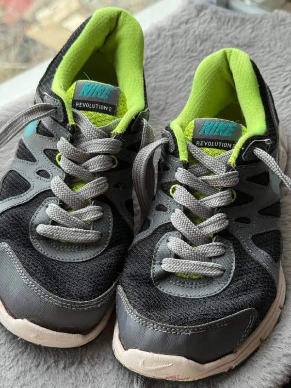 Nike revolution 2 — Батуми