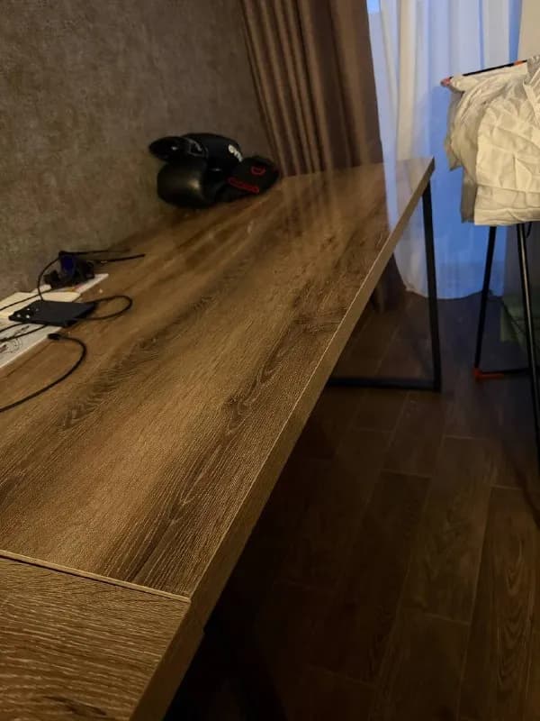 Стол 140×73×76 — Батуми — 650 ₾