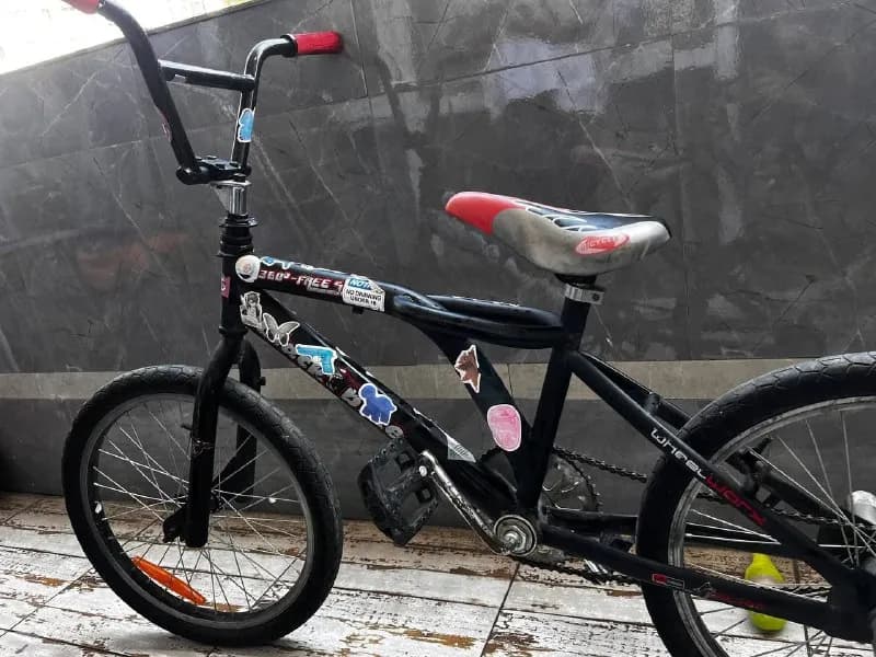 Bmx, в нормальном состояние, ничего не ломалось только проблемы с сидушкой, цепь не слетает, каталис — Батуми — 300 ₾
